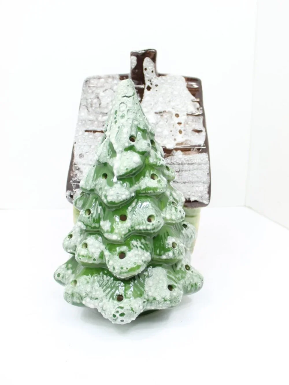 Christmas Inspirations Trim N Glo Ceramic Cabin House & Tree Only Vintage As-Is